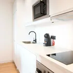 Rent 1 bedroom apartment of 431 m² in Madrid