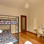 Rent a room in milan