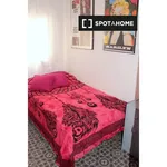 Rent 3 bedroom apartment of 60 m² in l'Hospitalet de Llobregat