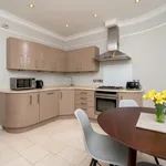 Rent 3 bedroom flat of 1001 m² in Bath