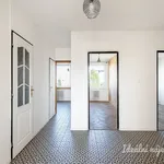 Pronajměte si 3 ložnic/e byt o rozloze 68 m² v Prague