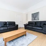 Rent 6 bedroom house in Leeds