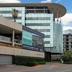 Rent 1 bedroom apartment in Sandton