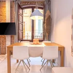 Rent 1 bedroom apartment of 538 m² in Granada