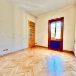 Affitto 6 camera appartamento di 301 m² in Rome