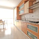 Apartamento de 3 Assoalhadas com parqueamento