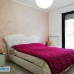 Rent 3 bedroom apartment of 85 m² in Milan