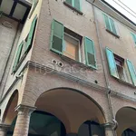 Affitto 2 camera appartamento di 60 m² in Bologna