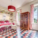 Rent 6 bedroom apartment of 190 m² in Firenze