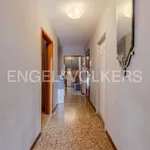 Rent 4 bedroom apartment of 65 m² in Venice