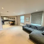 Rent 2 bedroom apartment in Torquay