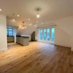 Rent 2 bedroom flat in Southend-on-Sea