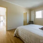 Rent 1 bedroom apartment of 77 m² in Florence