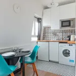 Rent 1 bedroom apartment of 23 m² in Paris