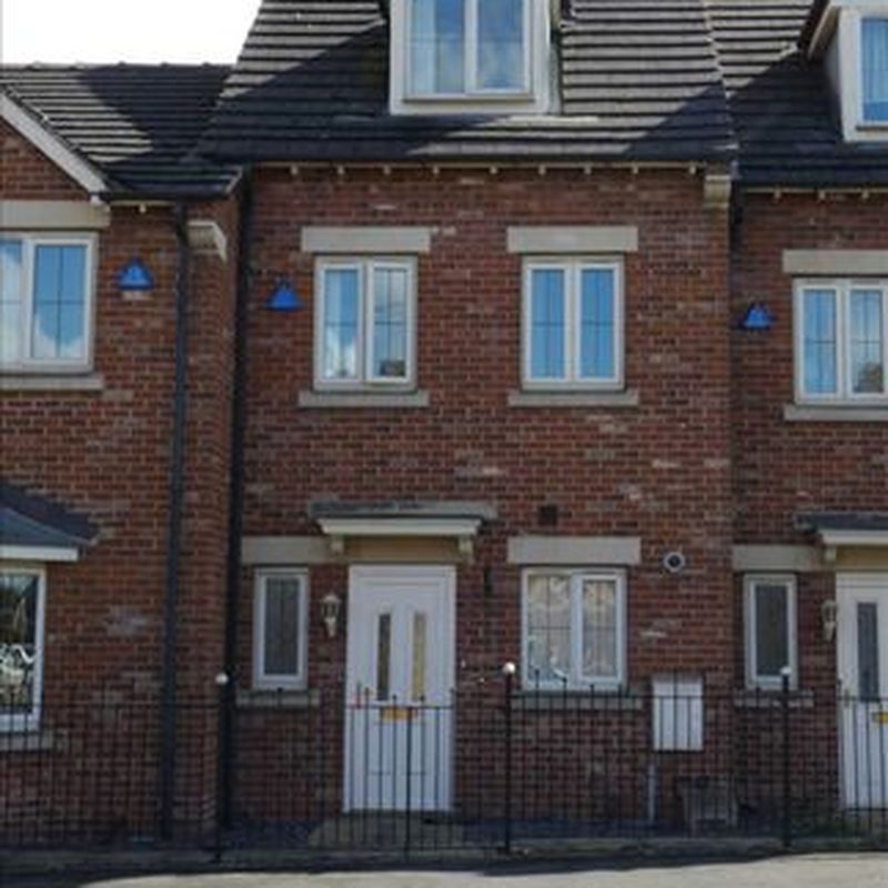 Town house to rent in Olive Drive, Scunthorpe DN16 Bottesford