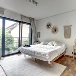 Rent 3 bedroom apartment of 210 m² in Uccle - Ukkel