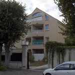 Rent 2 bedroom apartment of 45 m² in FRESNEST