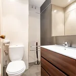 Rent 3 bedroom apartment of 84 m² in Madrid