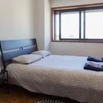 Rent 5 bedroom apartment in Porto