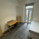 Rent 8 bedroom flat in Wales