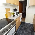 Rent 4 bedroom flat in West Midlands