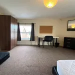 Rent 6 bedroom student apartment in Nottingham