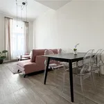 Pronajměte si 3 ložnic/e byt o rozloze 133 m² v Prague