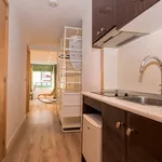 Rent 1 bedroom apartment of 35 m² in Barcelona