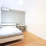 Rent a room of 180 m² in madrid