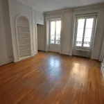 Appartement de 150 m² avec 5 chambre(s) en location à Chalon-sur-Saône