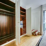 Appartement de 56 m² avec 3 chambre(s) en location à Paris