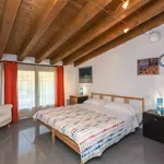 Rent 2 bedroom apartment of 85 m² in milan