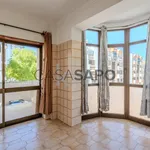 Rent 2 bedroom apartment of 74 m² in Costa da Caparica