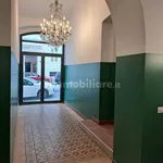 Affitto 2 camera appartamento di 65 m² in Triest