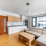 Pronajměte si 2 ložnic/e byt o rozloze 65 m² v Prague