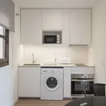 Rent 1 bedroom apartment of 30 m² in Barcelona