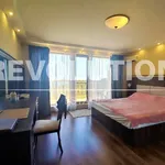 Rent 3 bedroom apartment of 140 m² in Ален мак