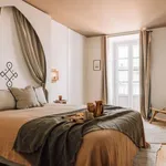 Rent 2 bedroom apartment of 117 m² in lisbon