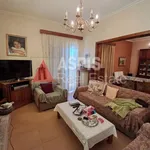 Rent 4 bedroom house of 190 m² in Καλύβια Θορικού