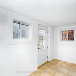 Appartement de 365 m² avec 1 chambre(s) en location à Toronto (Weston-Pellam Park)