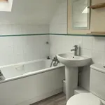 Rent 3 bedroom house in South East England