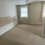 Rent 3 bedroom house in Bradford