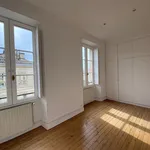 Rent 4 bedroom apartment of 11349 m² in BORDEAUX