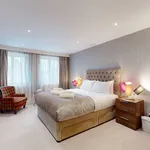 Rent 4 bedroom apartment in Eton