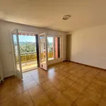 Appartement de 97 m² avec 4 chambre(s) en location à AMBERIEU