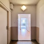 Pronajměte si 2 ložnic/e byt o rozloze 64 m² v Karlovy Vary