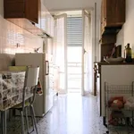 Rent a room of 100 m² in rome