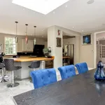 Rent 5 bedroom house in South East England