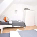 Miete 3 Schlafzimmer wohnung von 145 m² in Nuremberg