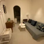 Rent 1 bedroom apartment in Lisbon